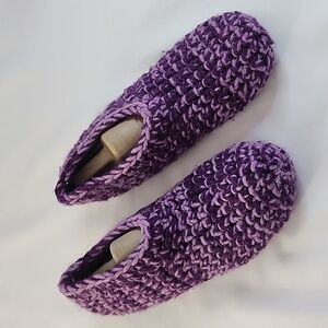EUC Hand Crafted Knit Purple House Slippers Socks Booties Size 7.5 to 8.5